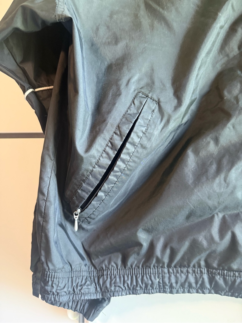 Nike Black Windbreaker Jacket with White Piping and Yellow Logo - Picture 2 of 6